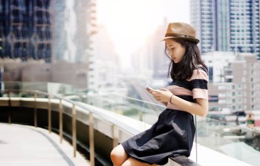 cep telefonu sohbet bacony city scape