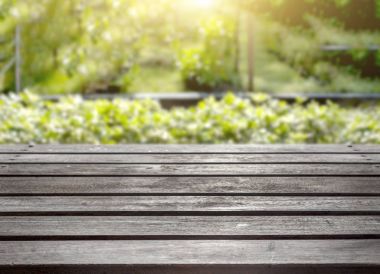 eski ahşap üst tablo görüntülemek için