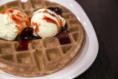 dondurma yumuşak waflle