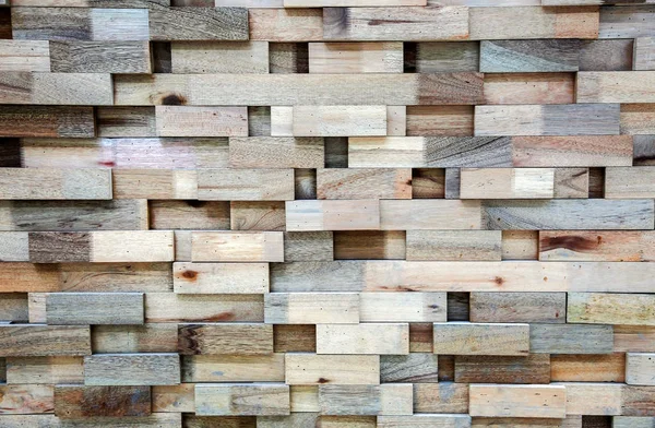 Nowoczesny blok drewna — Zdjęcie stockowe