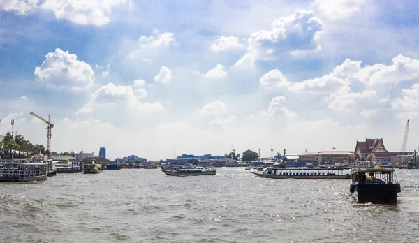 Riverside Bangkok Thailand floden — Stockfoto