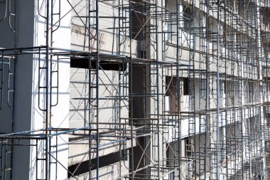 Demir askılı ön döküm inşaat alanı