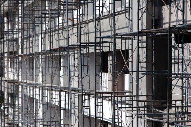 Demir askılı ön döküm inşaat alanı 