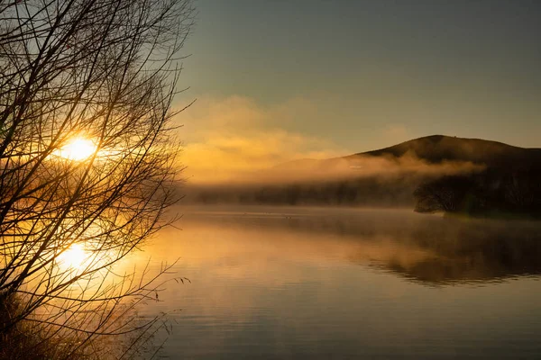 Dramatic Sunrise Low Cloud Mist Small Lake Twizel New Zealand — Stock Photo, Image