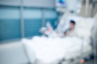 Hastanenin yoğun bakım servisinde yatan hastanın geçmişi bulanık, tıbbi ve sağlık konsepti