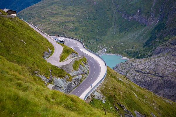 Vista Aérea Serpentina Montañosa Ladera Montañosa Paisaje Natural Grossglockner High —  Fotos de Stock