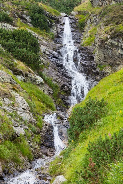 ザラスカ渓谷のサラフィヴィの滝 西タトラ山 スロバキア スロバキアの山の風景 — ストック写真