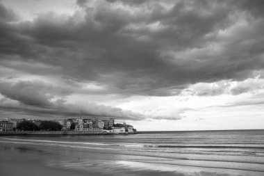 Siyah ve beyaz 3 manzara