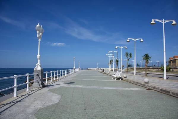 Cielo y farolas 6 — Foto de Stock