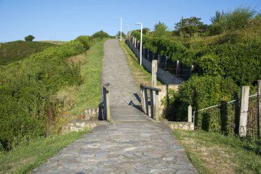 Gökyüzü ve parça 16