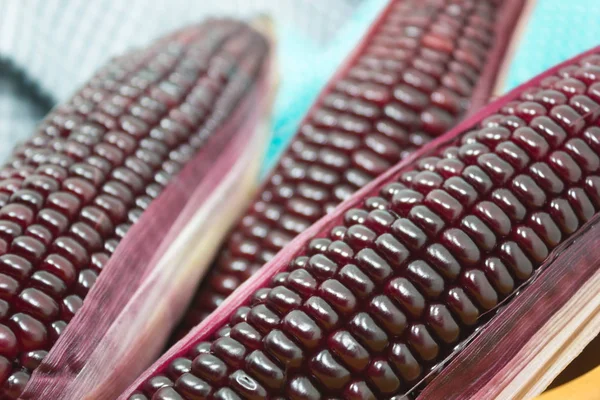 Image Of Purple Sweet Corn, Beautiful Grain For Healthy — Stock Photo, Image