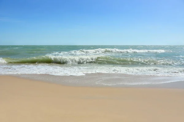 Волна Моря Песчаном Пляже Пляж Тропическое Море Райский Идиллический Пляж Стоковая Картинка