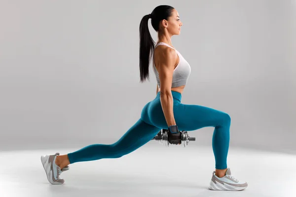 Mulher Fitness Fazendo Lunges Exercícios Para Treinamento Treino Muscular Perna — Fotografia de Stock