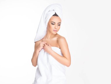 Spa. Rahat genç kadın