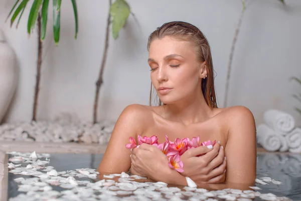 Young Girl Enjoys Spa Treatments Bathroom Flower — 스톡 사진