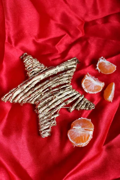 Geri SSCB - mandalina, kırmızı bez ve yıldız gibi Sovyet yeni yıl tatilleri sembolü