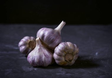 Sarımsak arka planda