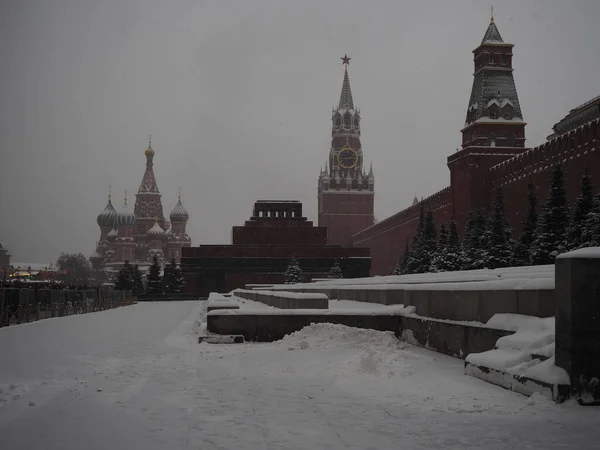 Plaza Roja Moscú Invierno Clima Nublado Vista Del Kremlin Mausoleo — Foto de Stock