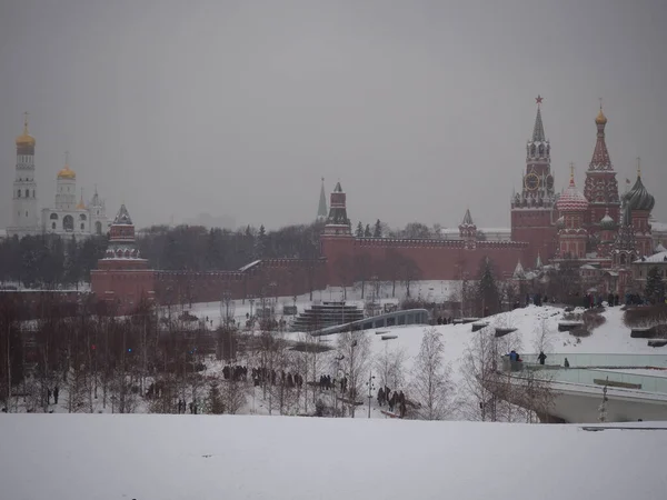 Vista Del Kremlin Moscú Invierno Con Clima Nublado — Foto de Stock