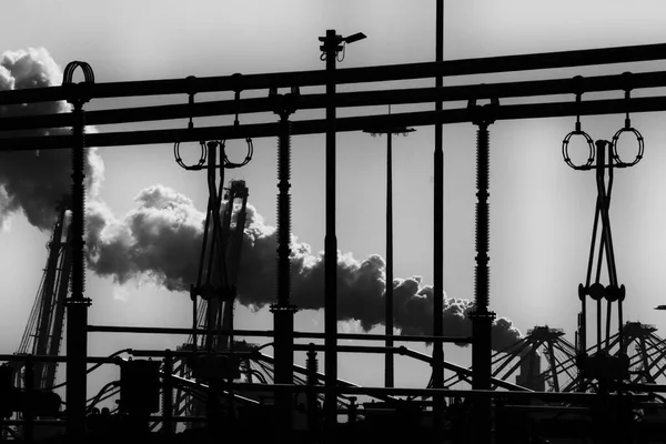 Bir kömür santrali ile üretilen elektrik enerjisi