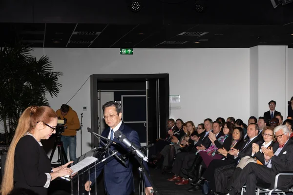 Çin 'in Hollanda Büyükelçisi tarafından 26 Şubat 2020' de Lahey 'de paylaşılan bilgiler