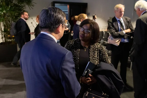 Çin 'in Hollanda Büyükelçisi tarafından 26 Şubat 2020' de Lahey 'de paylaşılan bilgiler