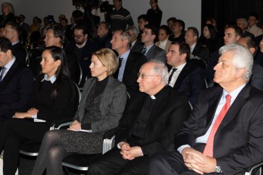 Çin 'in Hollanda Büyükelçisi tarafından 26 Şubat 2020' de Lahey 'de paylaşılan bilgiler