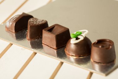 Tabakta çikolata şekeri