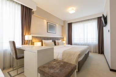 Yeni bir otel yatak odası iç