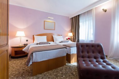 Yeni bir otel Çift Kişilik Yatak yatak odası iç