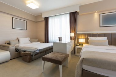 Yeni bir otel yatak odası iç