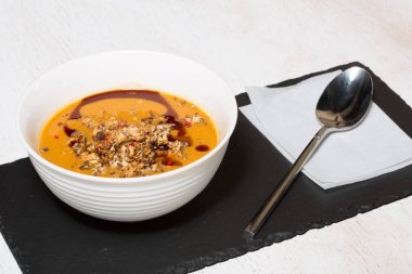 balık çorbası malzemeler ile