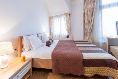 Bir motel yatak odası iç