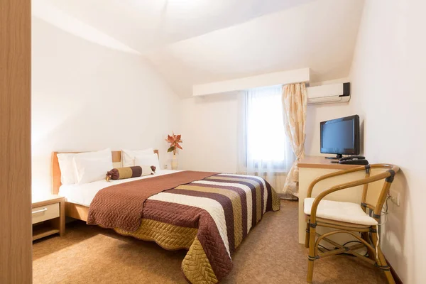 Interior of a hotel bedroom — Stock Photo, Image