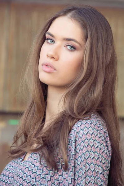 Portrait of Beautiful Young Woman — Stock Photo, Image