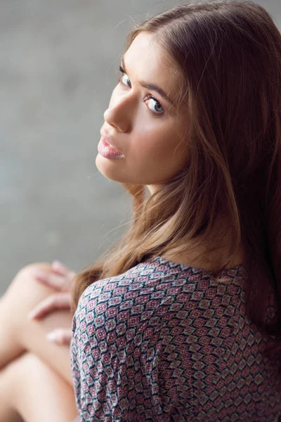 Portrait of Beautiful Young Woman — Stock Photo, Image