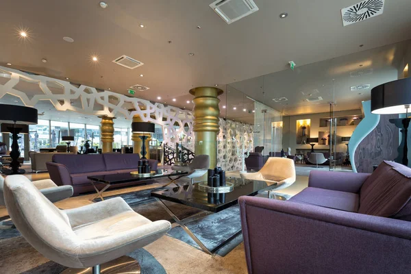 Moderne luxe lounge van het hotel — Stockfoto