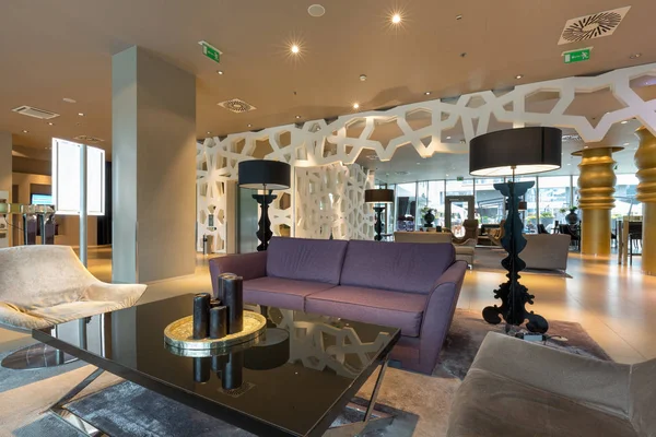 Moderna lounge hotel di lusso — Foto Stock