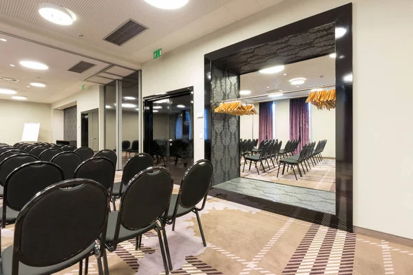 Interiör av modern lyx konferensrum — Stockfoto