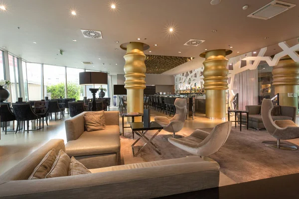 Moderna lounge hotel di lusso — Foto Stock