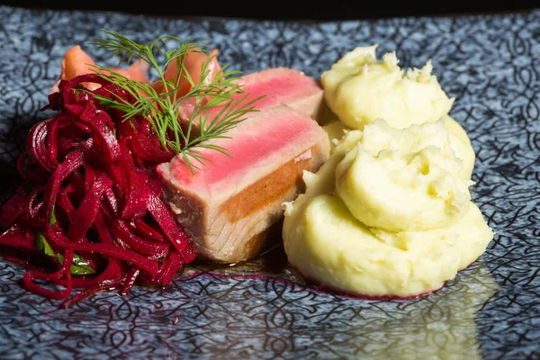 Salmon fillet with cheese mashed potatoes — Stock Photo, Image