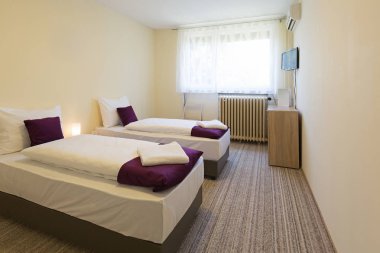 Bir adet Çift Kişilik Yatak hostel iç yatak odası iç