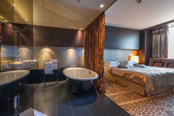 Décor intérieur de salle de bain de luxe — Photo
