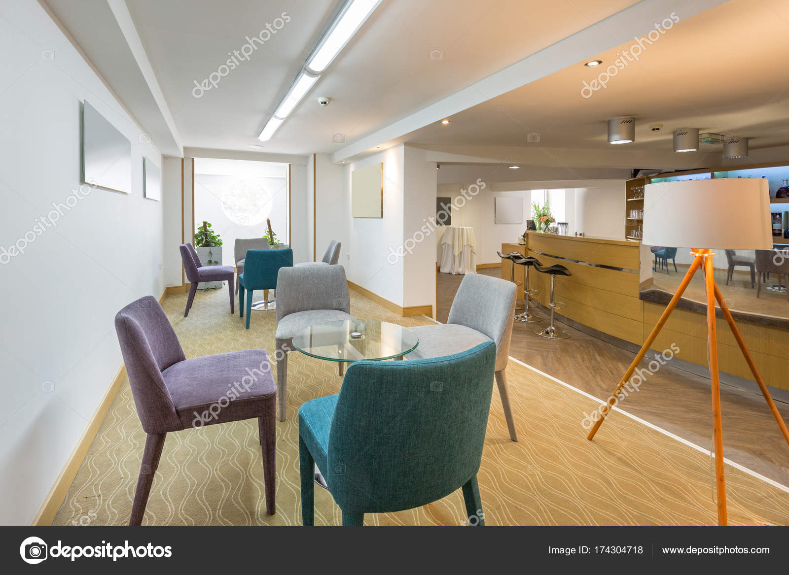 Hotel Lobby Café Interieur — Stockfoto © rilueda #174304718 Hotel Lobby Café Interieur — Stockfoto © rilueda #174304718