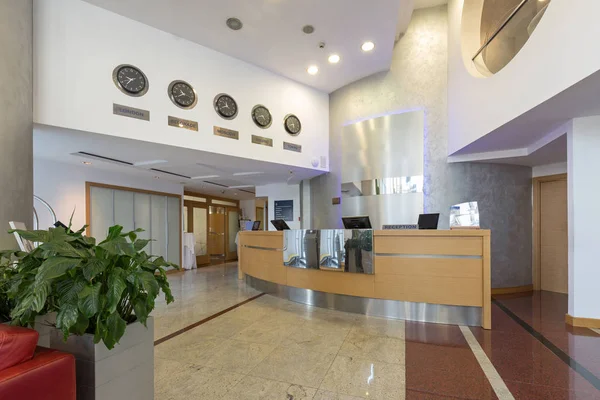 Interno dell'hotel, zona reception — Foto Stock