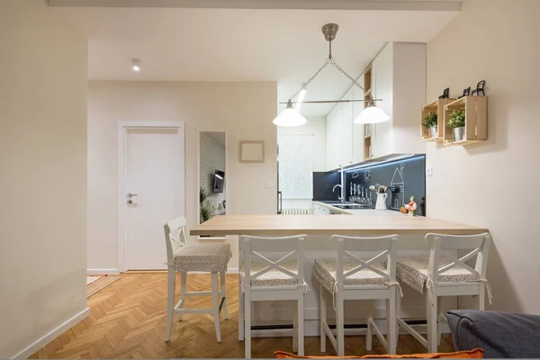 Modern öppen planlösning vardagsrum, Lägenhet — Stockfoto