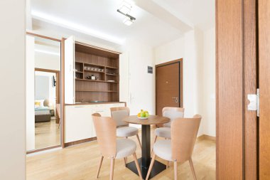 Yemek odası bir otel dairenin iç