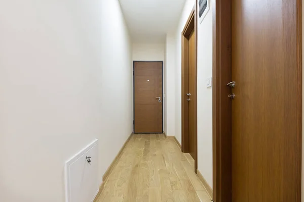 Corredor de entrada, interior del apartamento — Foto de Stock