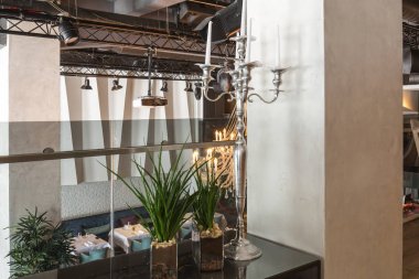 Sabah yeni bir lüks restoranda iç