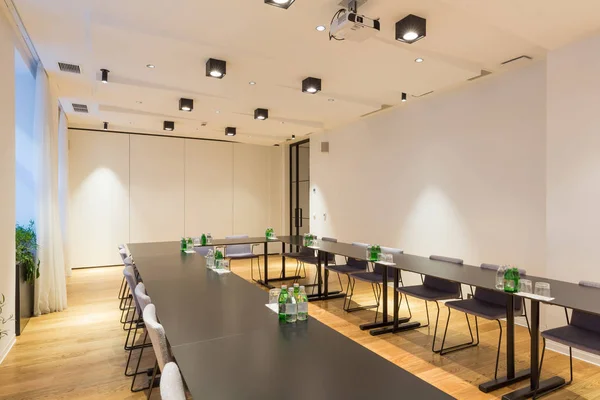 Interior of a conference room in a hotel — Stock Photo, Image